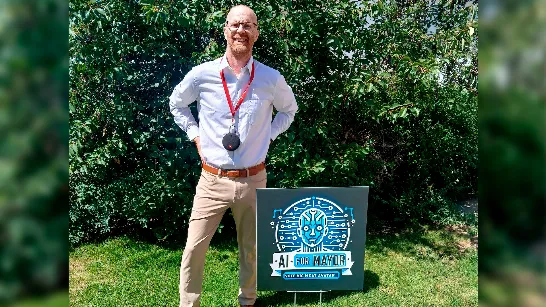 Un candidat à la mairie a promis de laisser un robot d'IA gouverner la capitale du Wyoming.