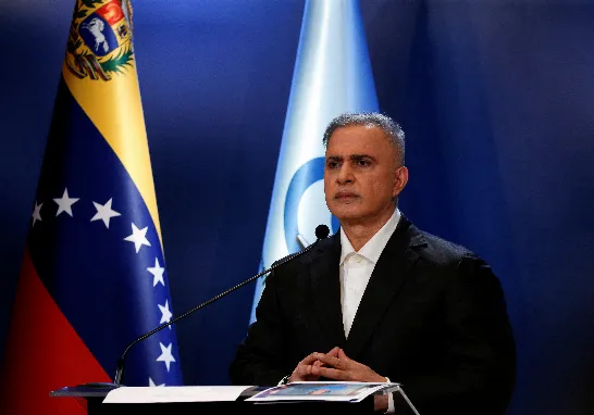 Fraude au Venezuela : la Fiscalía chaviste a convoqué Edmundo González Urrutia à témoigner le lundi 26 août dans le cadre d'une enquête pénale.