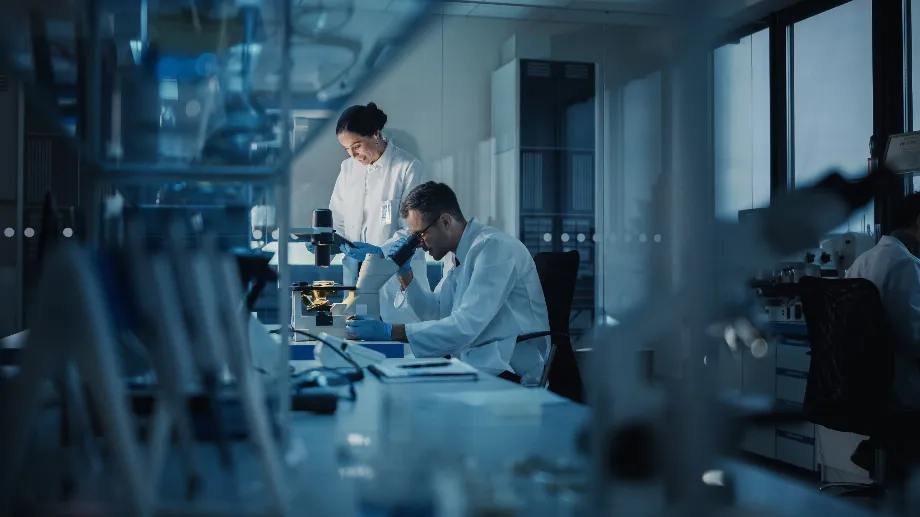 Laboratoire de recherche médicale (Shutterstock Espagne)