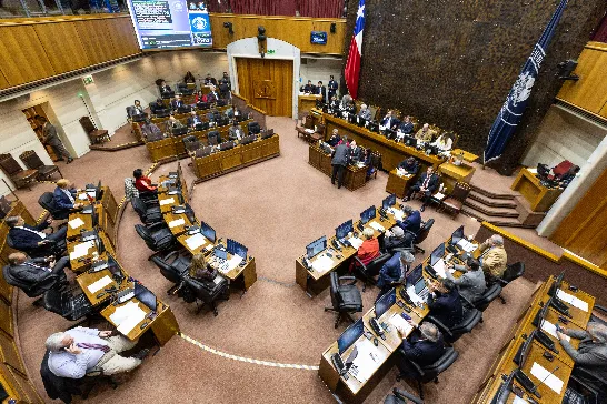 Le Sénat chilien a approuvé une résolution demandant à la Cour pénale internationale d'arrêter Nicolás Maduro.