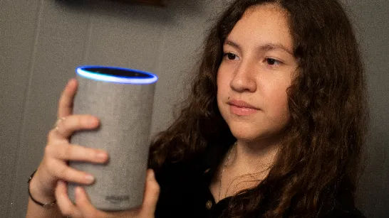 Amazon prépare un Alexa renforcé par l'IA : comment ça fonctionne et quel serait son prix.