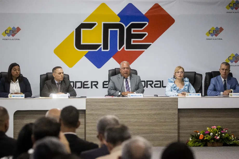 Le panel de l'ONU a conclu que le CNE n'a pas respecté les dispositions légales et réglementaires nationales, ainsi que tous les délais relatifs au processus électoral (EFE)