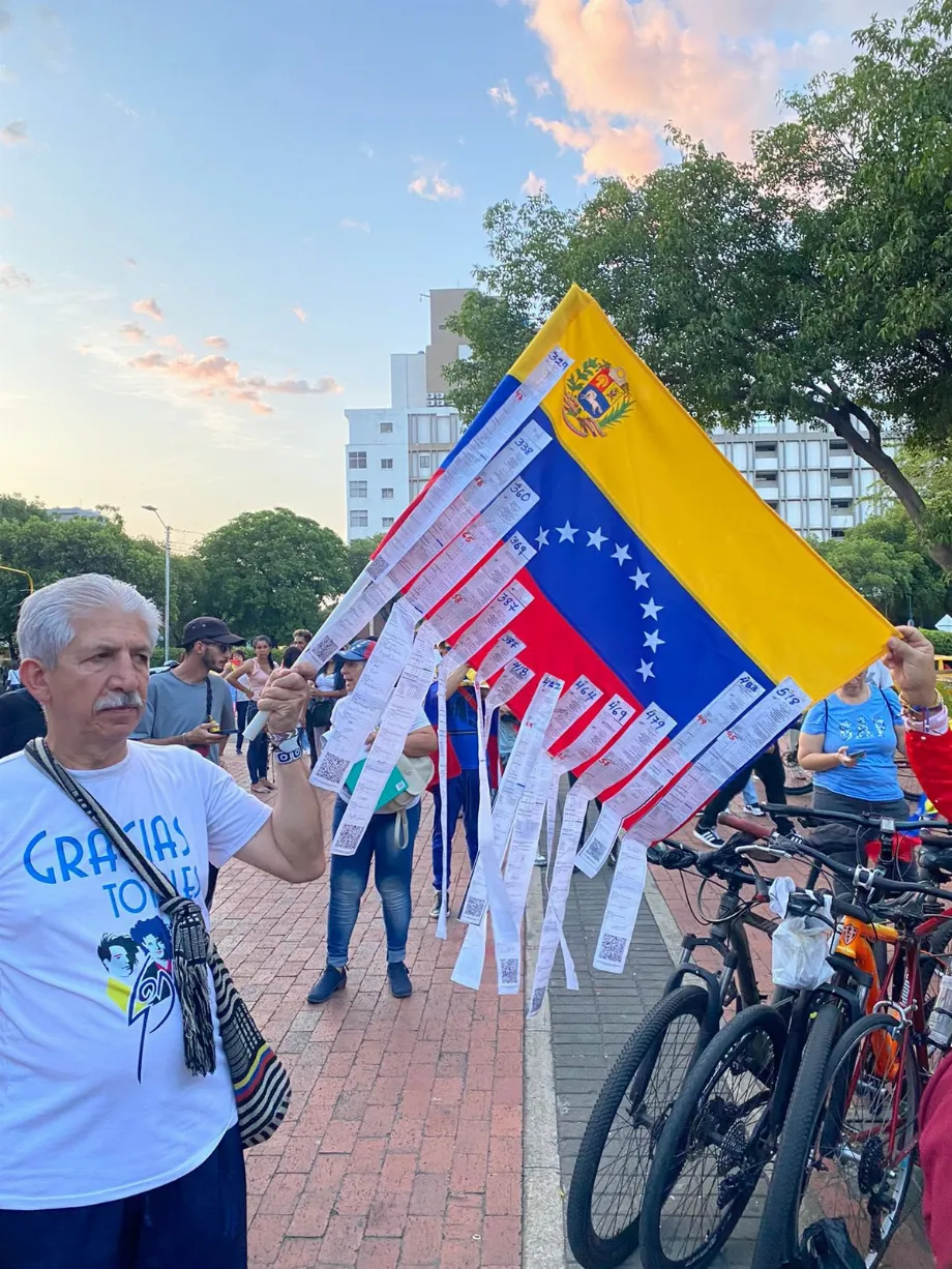 Medellín a également rejoint les manifestations un mois après les élections au Venezuela - crédit @Rightsof_Man/X