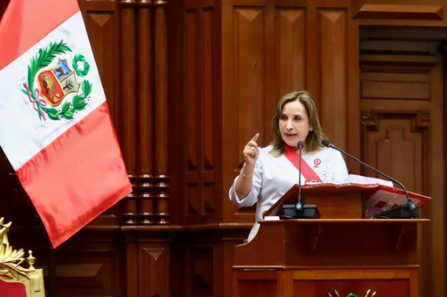 Photo d'archive : La présidente du Pérou, Dina Boluarte, prononce son discours annuel à la nation, à Lima, Pérou. 28 juillet 2024. Ernesto Arias/Congrès du Pérou/Photographie fournie via REUTERS ATENÇÃO EDITORES - CETTE IMAGE A ÉTÉ FOURNIE PAR DES TIERS. NE PAS REVENTE. NE PAS ARCHIVER - RC2E49AWCL3Y