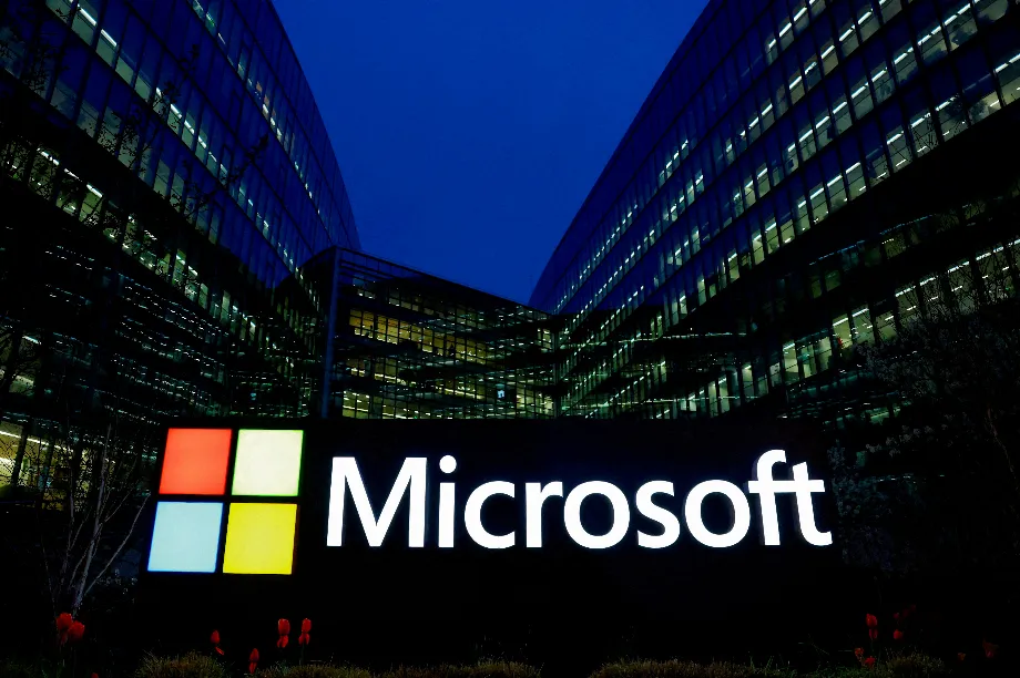 Microsoft a été, jusqu'à présent, l'investisseur stratégique clé d'OpenAI, avec une participation de 49 % dans les bénéfices de la startup (REUTERS/Gonzalo Fuentes)