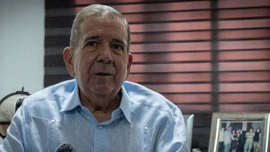 Le candidat de l'opposition majoritaire du Venezuela, Edmundo González Urrutia (EFE/Luis Carlos Sánchez)