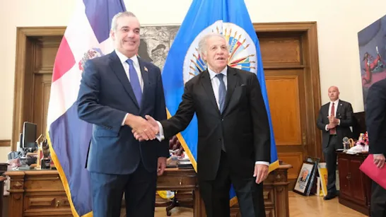 Almagro et Albinader ont condamné la dictature de Maduro pour la répression illégale et la crise qui aggrave la pauvreté au Venezuela.