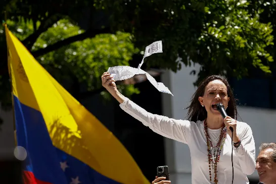 María Corina Machado : “Les militaires et les policiers ont un devoir constitutionnel qu'ils doivent respecter.”