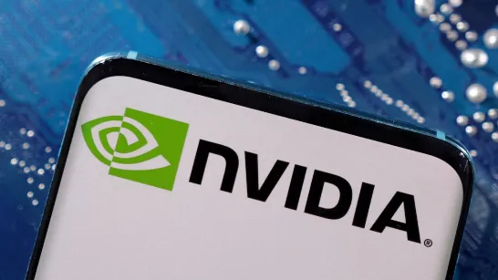 Nvidia surprend avec une nouvelle IA qui programme en quelques secondes, explique des mèmes, analyse du texte et bien plus encore.
