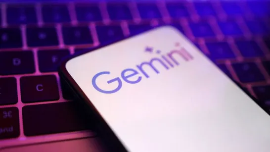 Parlez en espagnol avec Gemini Live, l'IA de Google : Guide pratique