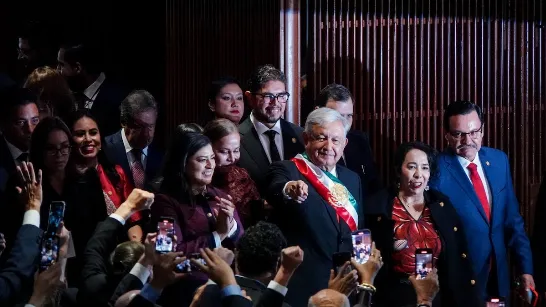 Viralisation d'une vidéo avec IA d'AMLO aux côtés des anciens présidents du Mexique : "Bienvenue dans l'histoire"