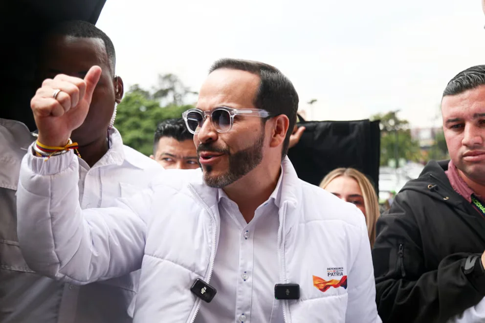 Dans la dispute contre Abelardo de la Espriella, Cepeda obtient 39,4 %, mais l'indécision reste élevée à 26,7 % - crédit Colprensa