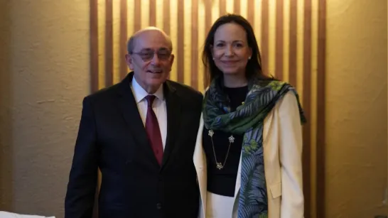 María Corina Machado se réunit avec le chancelier du Pérou et remercie le soutien aux réfugiés : « Nous vous accueillerons bientôt au Venezuela »