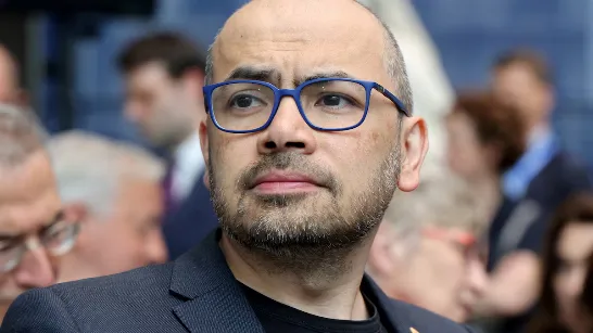 Demis Hassabis, PDG de Google DeepMind, déconstruit les mythes de l'IA : “l'apprentissage est synonyme d'intelligence et cela a toujours été le cas”