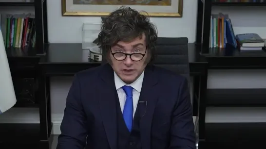Javier Milei a déclaré que Donald Trump est “un exemple de courage et de leadership”, après avoir capturé Nicolás Maduro.