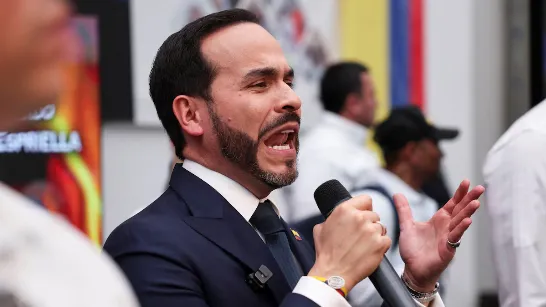 Des ministres désignés par Abelardo de la Espriella ont invoqué la "résistance constitutionnelle" en soutien au président élu.