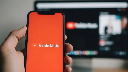 Les utilisateurs de YouTube Music pourront désormais utiliser l'IA pour générer des playlists.