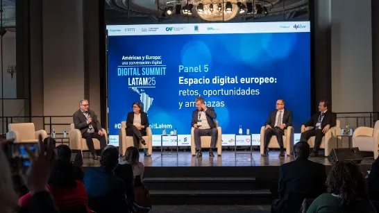Le Digital Summit Latam 2026 réunira des leaders de 49 pays à Madrid.