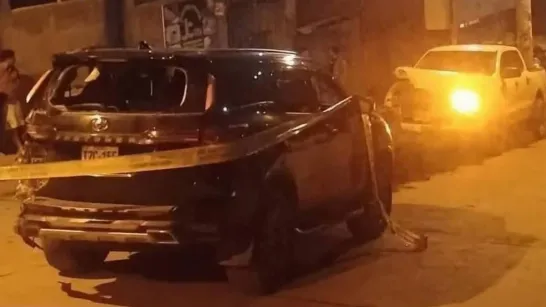 Des voleurs ont dérobé 60 kilos d'or et plus de six millions de soles d'une camionnette après une fusillade à Cusco.