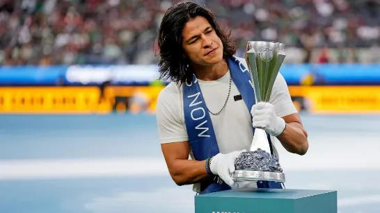 C'est l'acteur mexicain qui est à l'essai avec une équipe de la MLS aux États-Unis.
