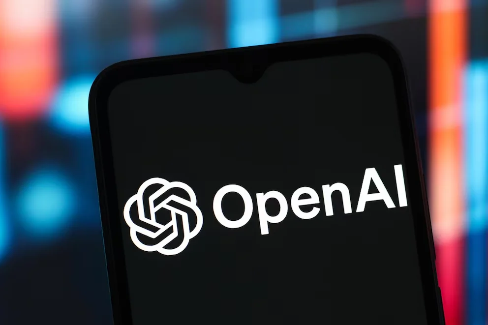 Lors du test interne d'OpenAI, le modèle a atteint 82,7% de précision dans Terminal-Bench 2.0, un record dans les benchmarks de codage. (Europa Press)