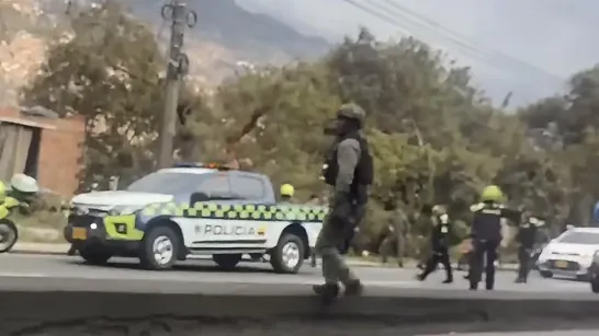 Une fusillade dans un parking de Medellín a fait deux morts et quatre personnes arrêtées : voici le profil des victimes.