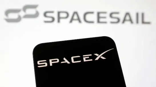 SpaceX prévoit de commencer à être coté en bourse et pourrait lever jusqu'à 75 milliards de dollars.
