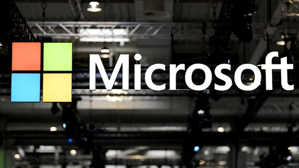Microsoft a abandonné l'option de refuser définitivement l'installation. REUTERS/Fabian Bimmer