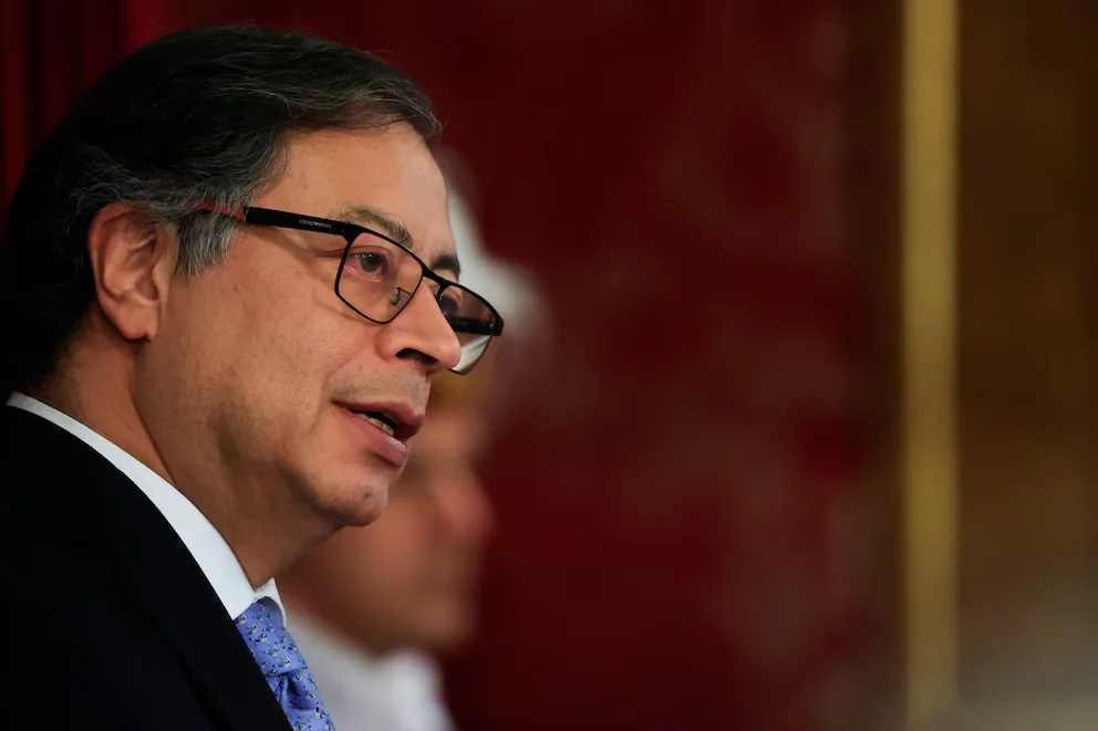 La décision judiciaire exige également que le dirigeant s'abstienne de faire des déclarations similaires sans disposer de preuves considérées comme « solides et raisonnables » - crédit EFE
