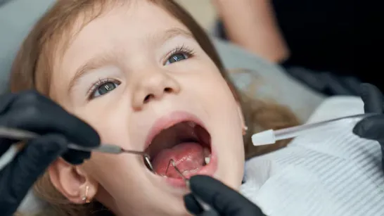 Comment l'intelligence artificielle et les nouveaux matériaux peuvent transformer la santé dentaire.