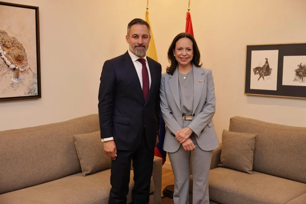 L'autre élément pertinent du voyage de María Corina en Espagne a été de ne pas s'être réunie avec le président du gouvernement espagnol, Pedro Sánchez, qui a été un allié de la dictature.