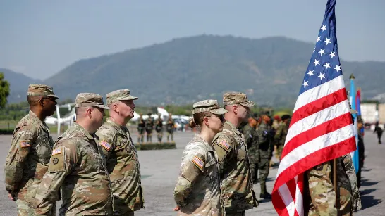 L'armée des États-Unis crée une force autonome avec intelligence artificielle pour l'Amérique Latine.