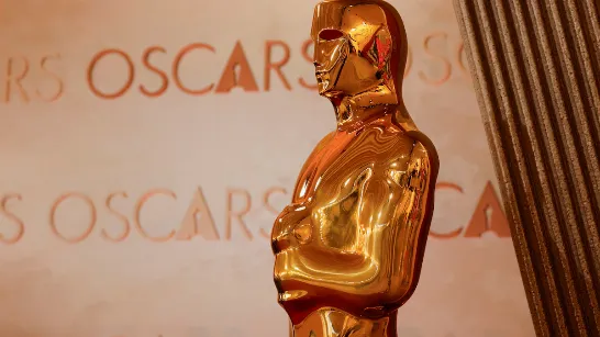 L'Académie interdit l'IA aux Oscars : les scénarios et les acteurs synthétiques sont exclus selon les nouvelles règles.