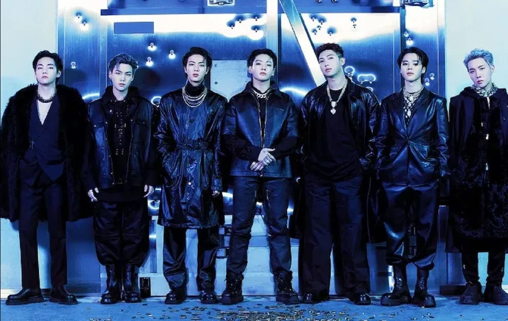 Les membres de BTS sur l'affiche pour Proof. (@bts.bighitofficial)