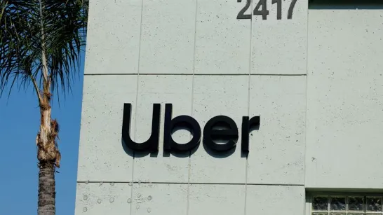 Uber recherche des métriques pour justifier les dépenses en outils d'intelligence artificielle et l'utilisation massive de jetons.