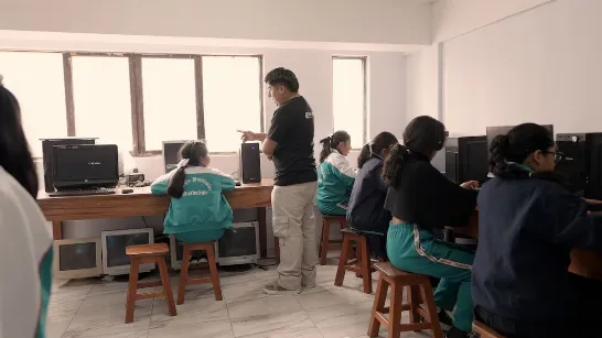 Comment les enseignants latino-américains utilisent l'IA et quelles outils appliquent-ils déjà dans les salles de classe.