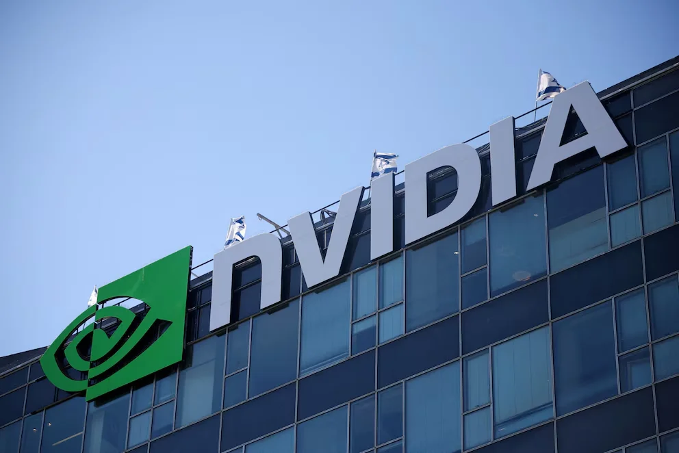 Nvidia continue de présenter de nouvelles puces d'IA. REUTERS/Shir Torem/File Photo
