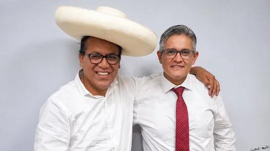 José Domingo Pérez se dit adieu au partido de Roberto Sánchez après une défaite apparente et envisage de se présenter aux élections d'octobre.