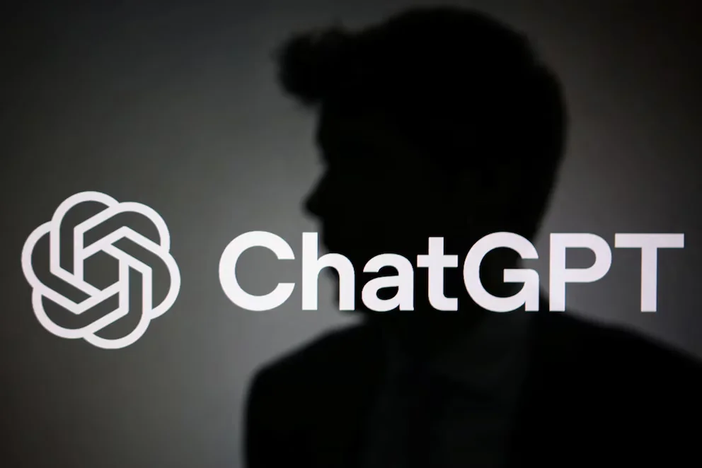 Dans le but d'accélérer le fonctionnement de ChatGPT, OpenAI a créé la puce Jalapeño, une solution propre visant à améliorer la vitesse de son IA. REUTERS/Dado Ruvic