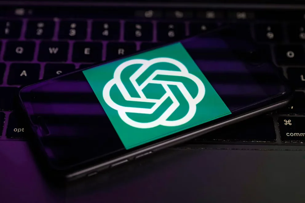 OpenAI recherche plus de financement pour l'IA. (AP Photo/Richard Drew)