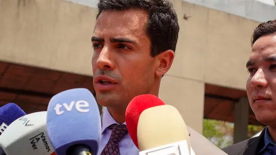 Le leader de la campagne d'Abelardo de la Espriella en Espagne a rejeté la dénonciation de fraude électoral de Petro : "Sans sens".