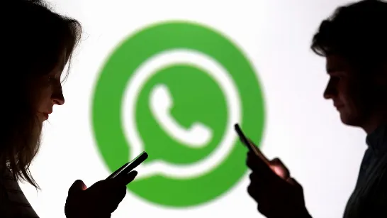 WhatsApp aide désormais à remodeler votre cuisine ou à rechercher un MBA : les nouveautés de Meta AI.