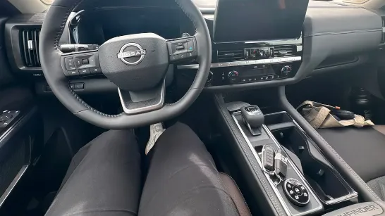 Ainsi fonctionne ProPILOT, un assistant d'IA qui s'active en touchant le volant d'une Pathfinder ou X-Trail.