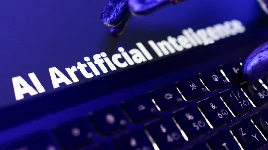 Jacob Coxon, l'ingénieur qui a démissionné d'Anthropic, a de nouveau mis en garde contre les progrès de l'intelligence artificielle : « La peur est légitime »