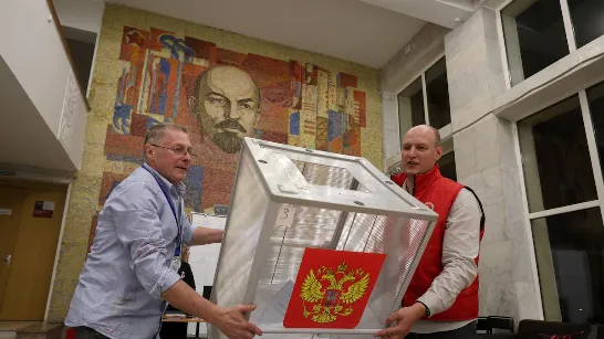 Au milieu des accusations de fraude et d'exclusion de l'opposition, le parti de Poutine a obtenu 57 % des voix lors des élections législatives russes.