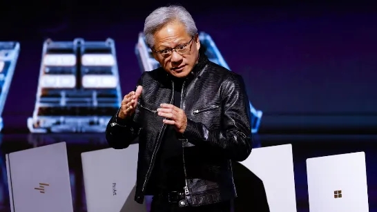 Jensen Huang, PDG de Nvidia, affirme qu'il y a « 0 % de probabilité que l'IA détruise le monde »
