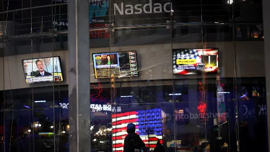Le Nasdaq atteint un record historique porté par les actions des puces liées à l'intelligence artificielle