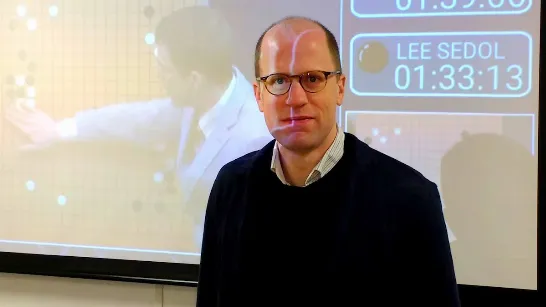Nick Bostrom, philosophe suédois : « Quand nous allons dans la mauvaise direction, ce dont nous avons le moins besoin est du progrès. »