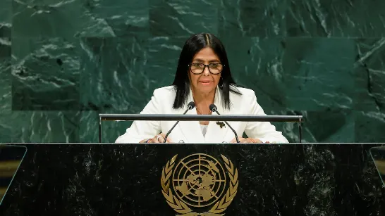 Sans définir de date, Delcy Rodríguez a annoncé qu'il y aura des élections au Venezuela et a célébré l'accord pétrolier avec les États-Unis.