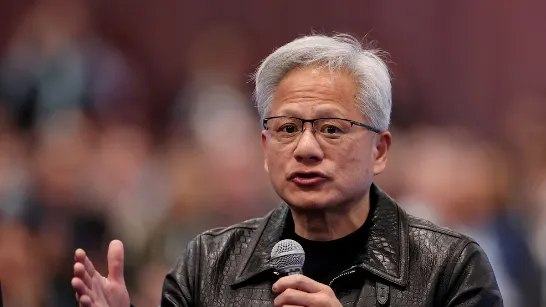 Le PDG de Nvidia, Jensen Huang, estime que l'IA nous poussera à utiliser « des combustibles fossiles car nous ne disposons pas d'assez d'énergie ».